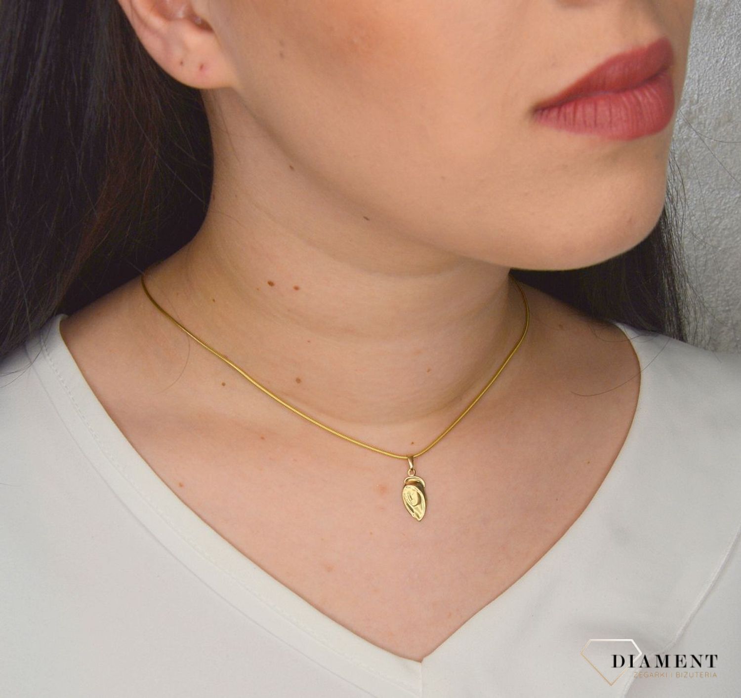 Złota zawieszka 585 Medalik Wizerunek Matki Boskiej ZA 757 585.jpg